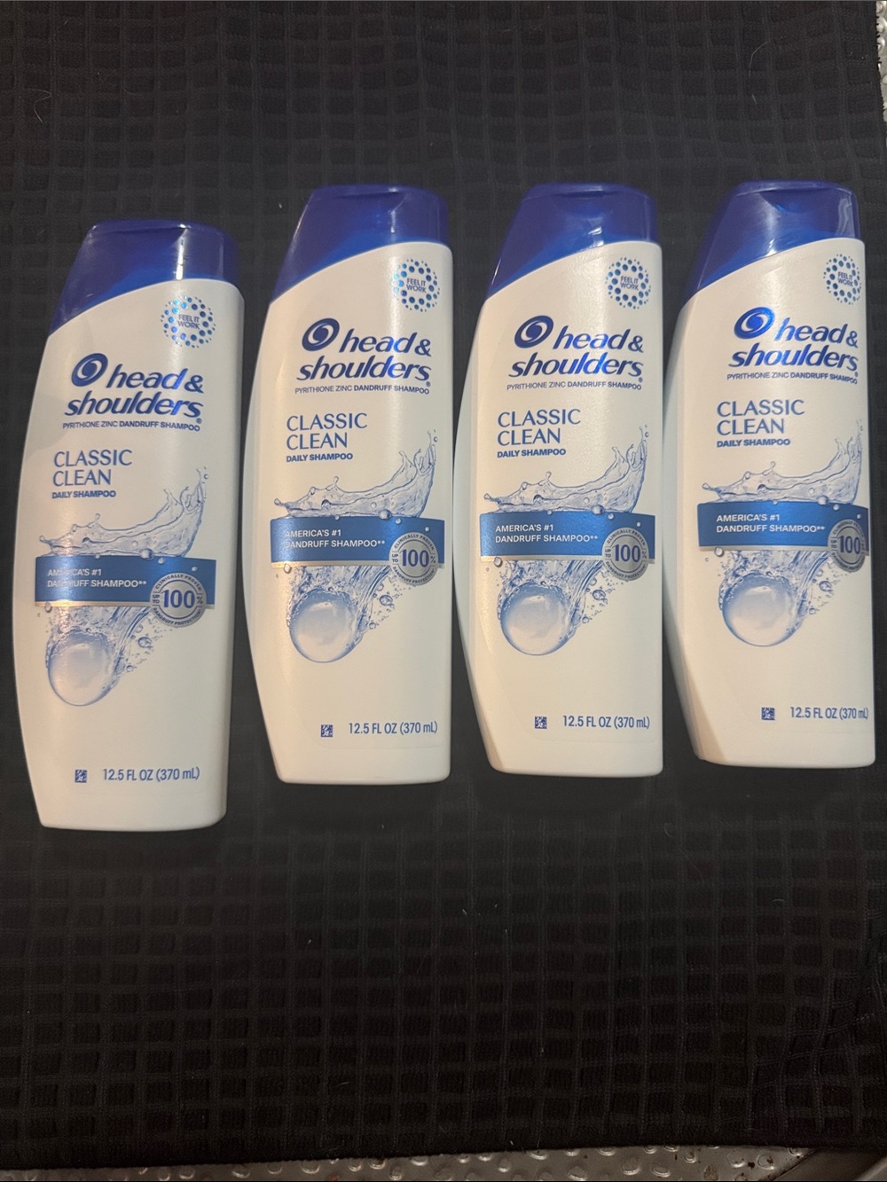 Classic Clean Daily Shampoo - White & Blue